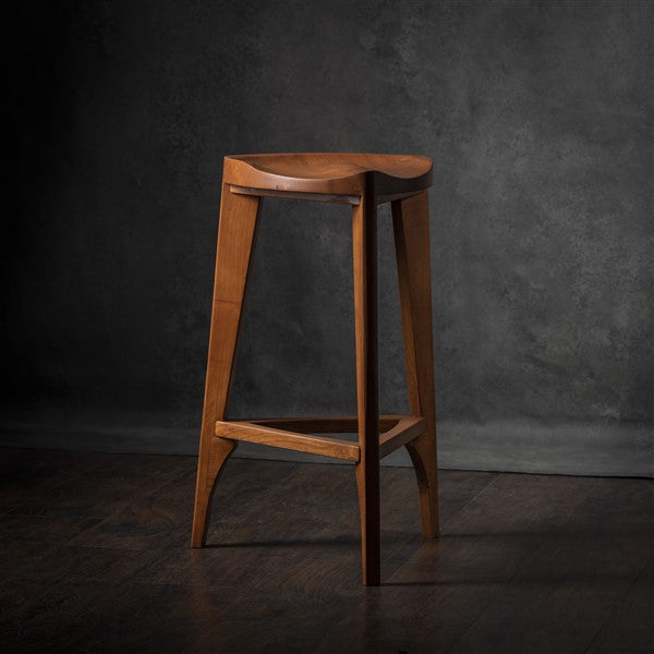 Cherry Terza wood bar stool - Three-legged stool - Carved seat