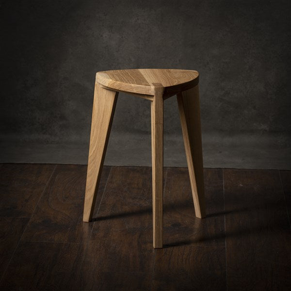 Nara Hira - Oak Wood Three-Legged Stool