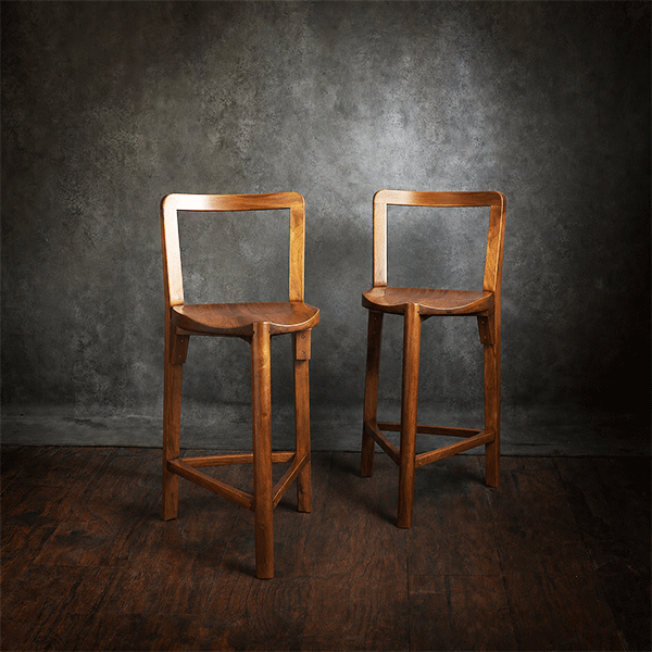 Set of two Terza bar stools with backrest